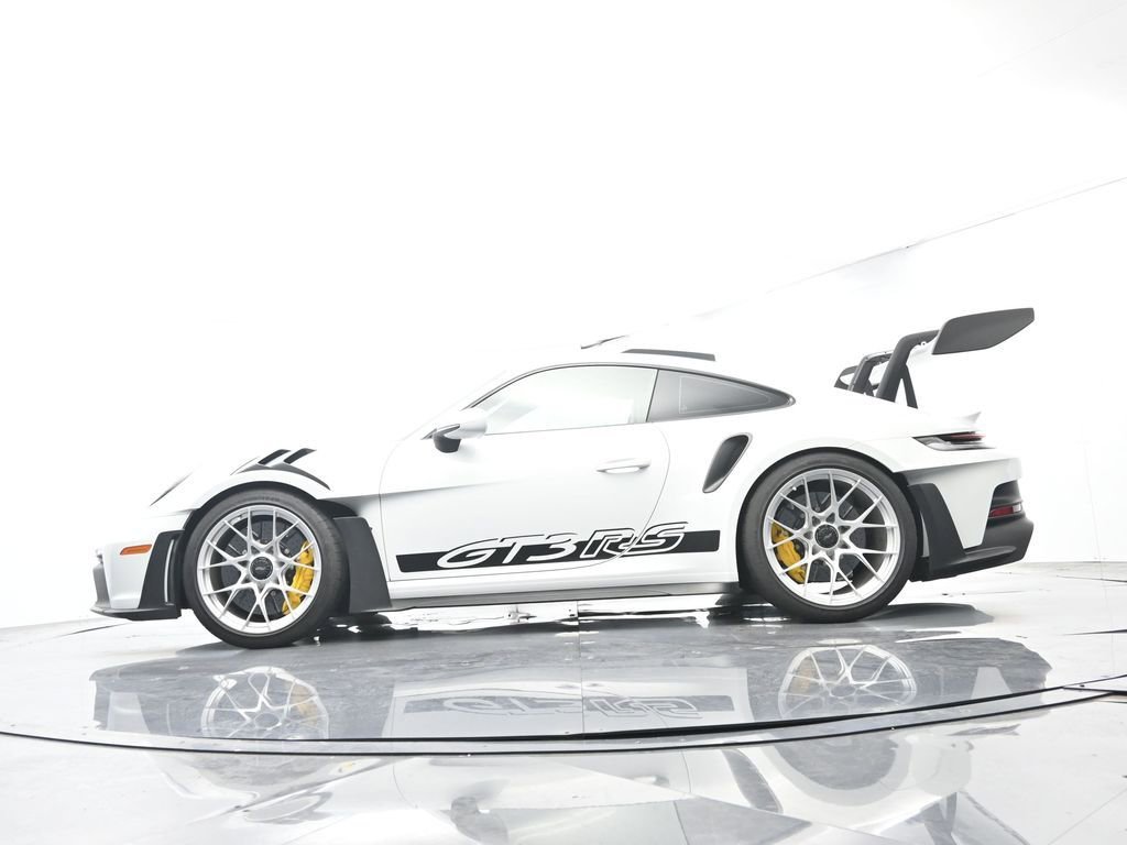 Used 2025 Porsche 911 GT3 RS RWD image 47