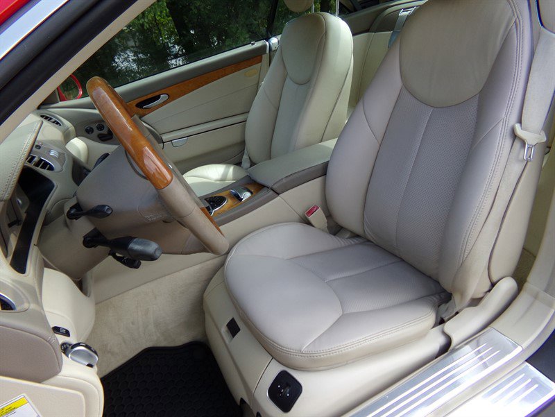 Used 2007 Mercedes-Benz SL 550 image 10
