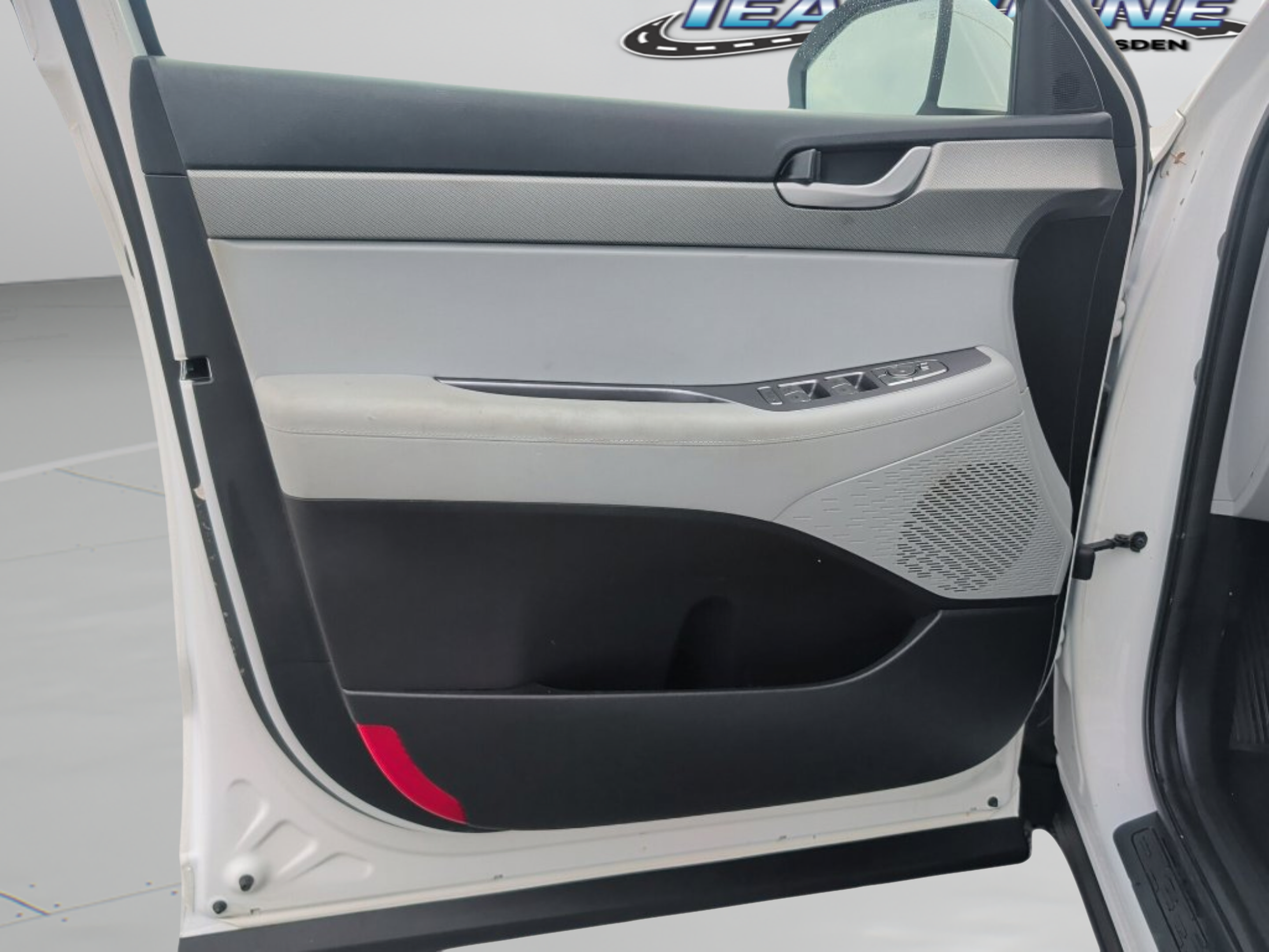 Used 2024 Hyundai Palisade SEL FWD image 17