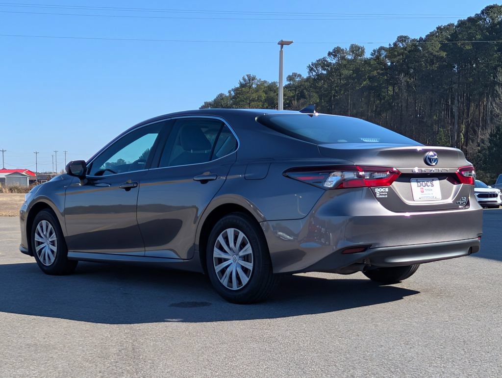 Used 2024 Toyota Camry LE FWD image 3