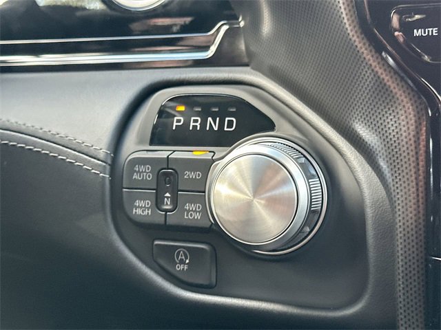 New 2026 RAM 1500 Limited w/ Trailer Tow Group image 25