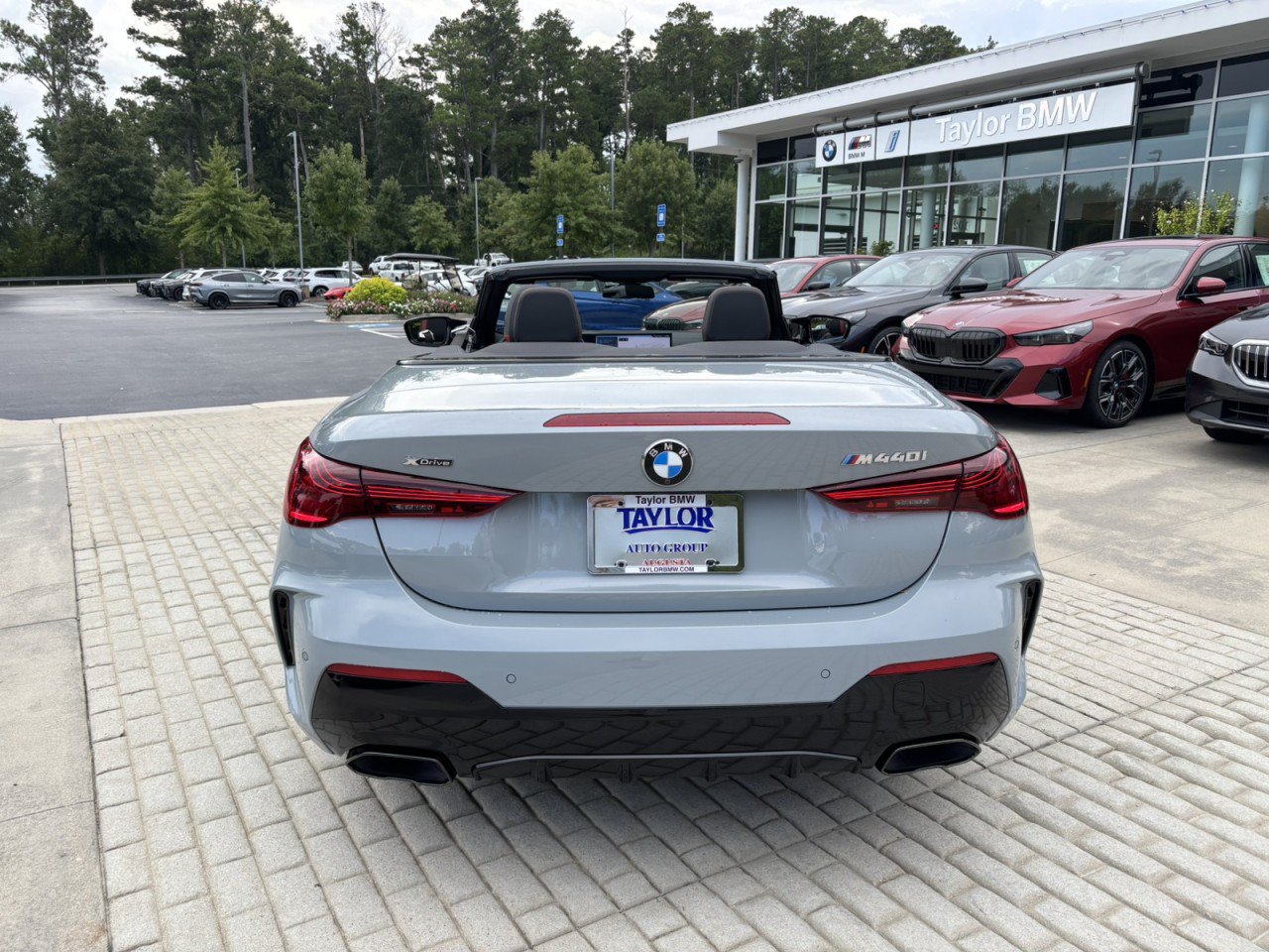Used 2025 BMW 440i xDrive Convertible w/ Premium Package AWD/4WD image 8