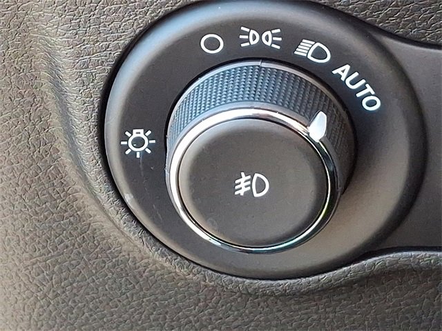 Used 2024 Jeep Compass Trailhawk w/ Trailhawk Convenience Group image 23