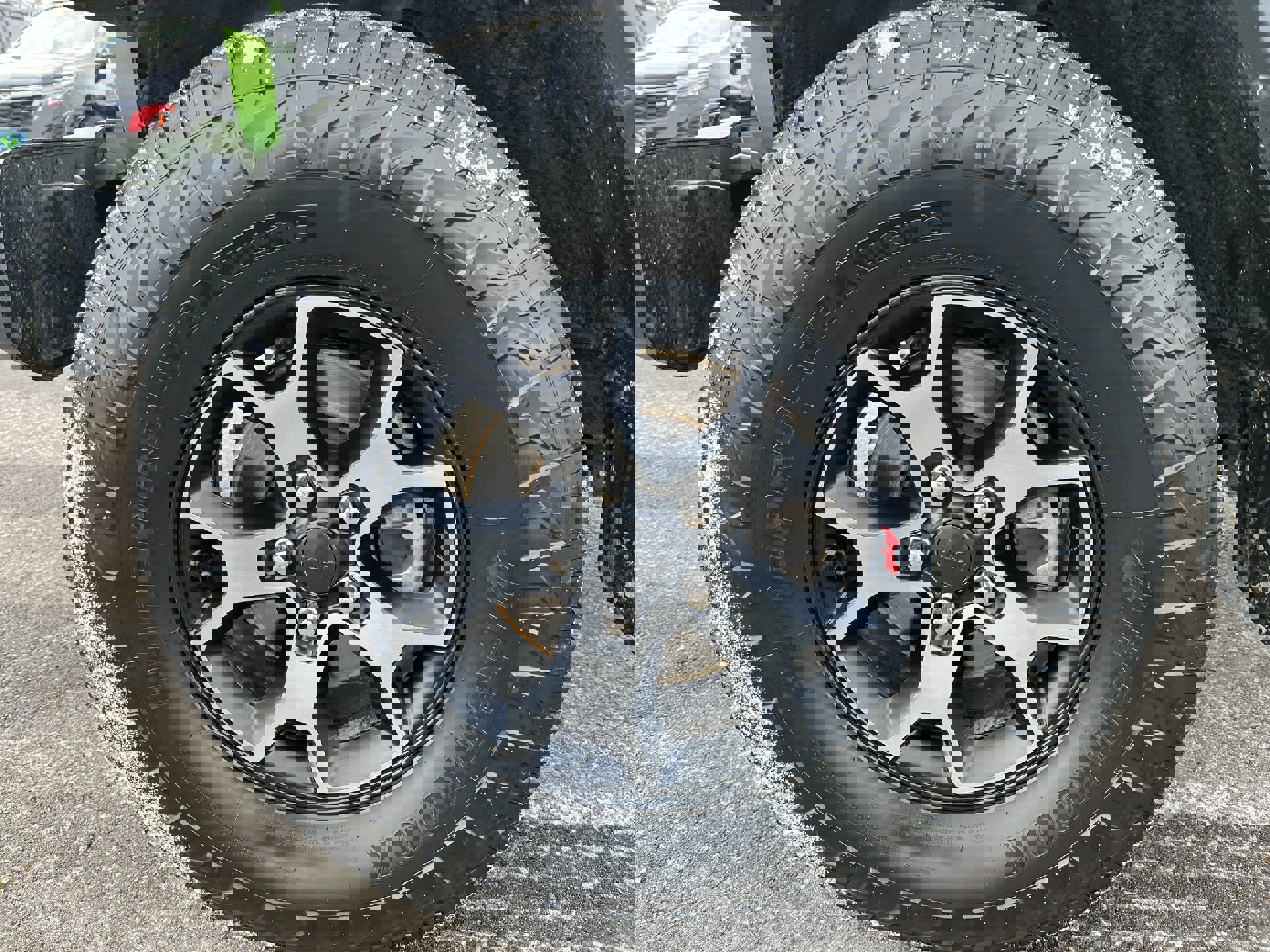 Used 2019 Jeep Wrangler Unlimited Rubicon w/ Uconnect 4C Nav & Sound Group image 34