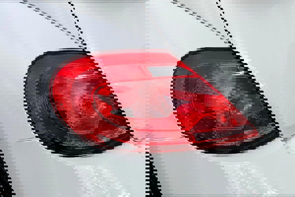 Used 2012 Volkswagen Beetle Turbo image 22