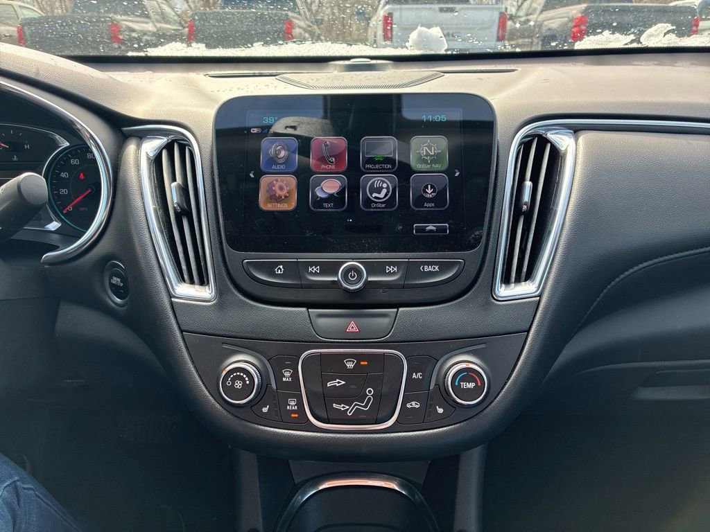 Used 2017 Chevrolet Malibu LT w/ Leather Package image 25