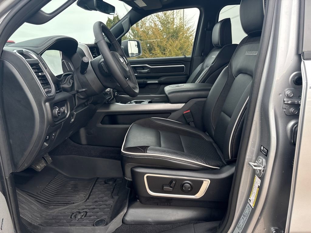 Used 2025 RAM 1500 Laramie image 12