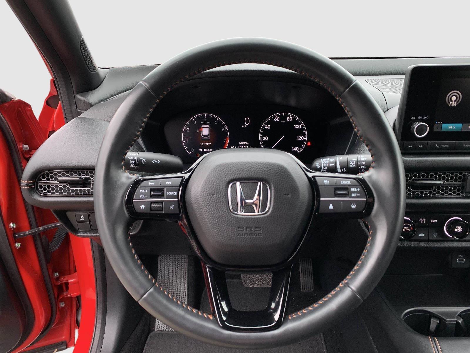 Used 2023 Honda HR-V Sport image 12