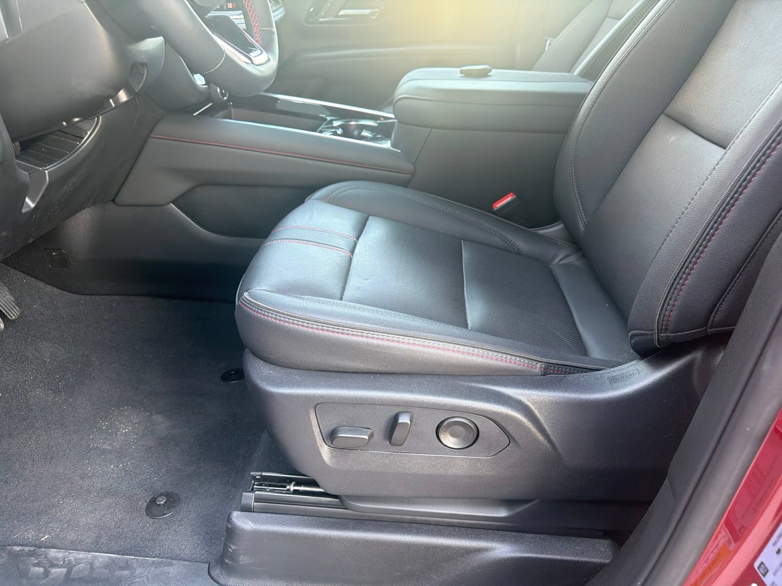 Used 2026 Chevrolet Tahoe RST w/ Comfort Package RWD image 13