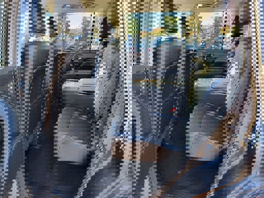 Used 2024 INFINITI QX80 Luxe image 11