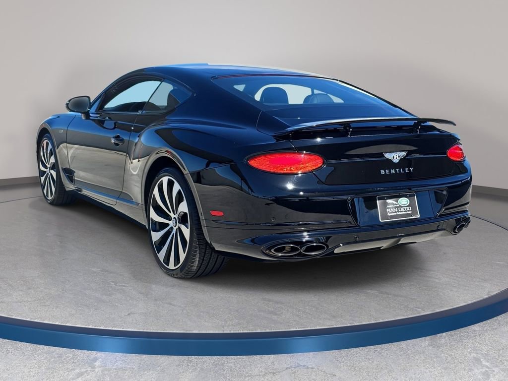 Used 2024 Bentley Continental GT image 8