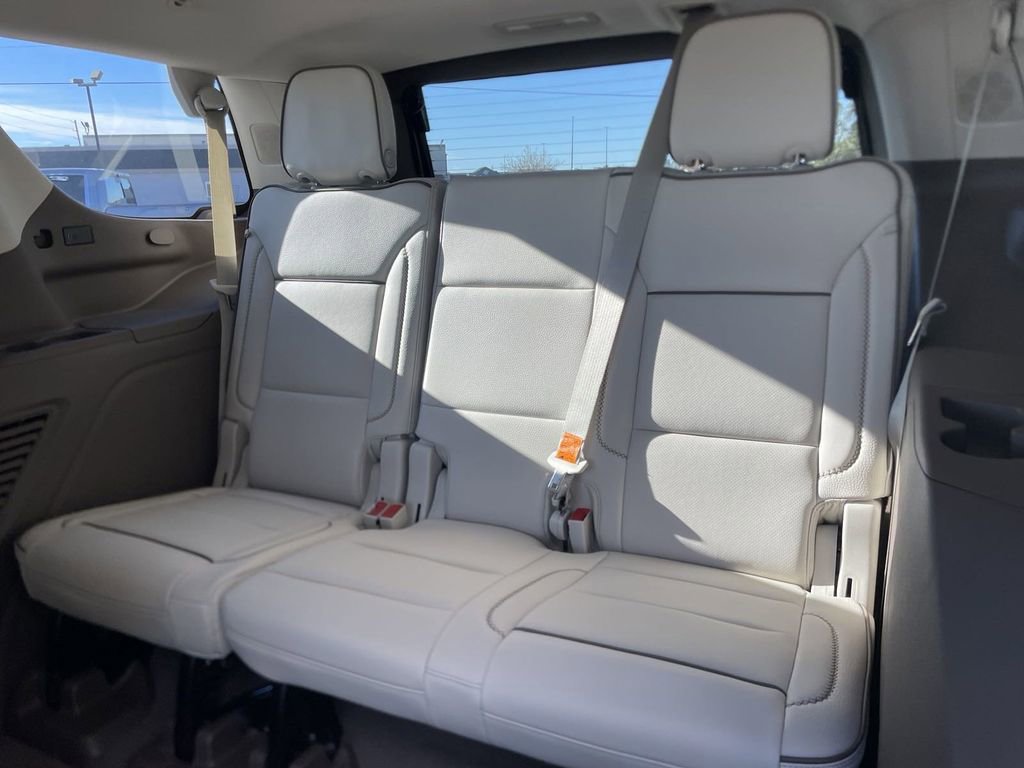 New 2024 GMC Yukon Denali w/ Denali Reserve Package image 31