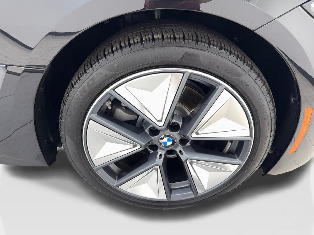 Used 2025 BMW i4 eDrive40 w/ Premium Package RWD image 87