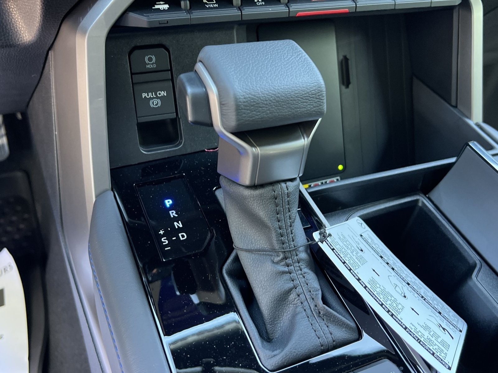 New 2026 Toyota Tundra Platinum AWD/4WD image 17