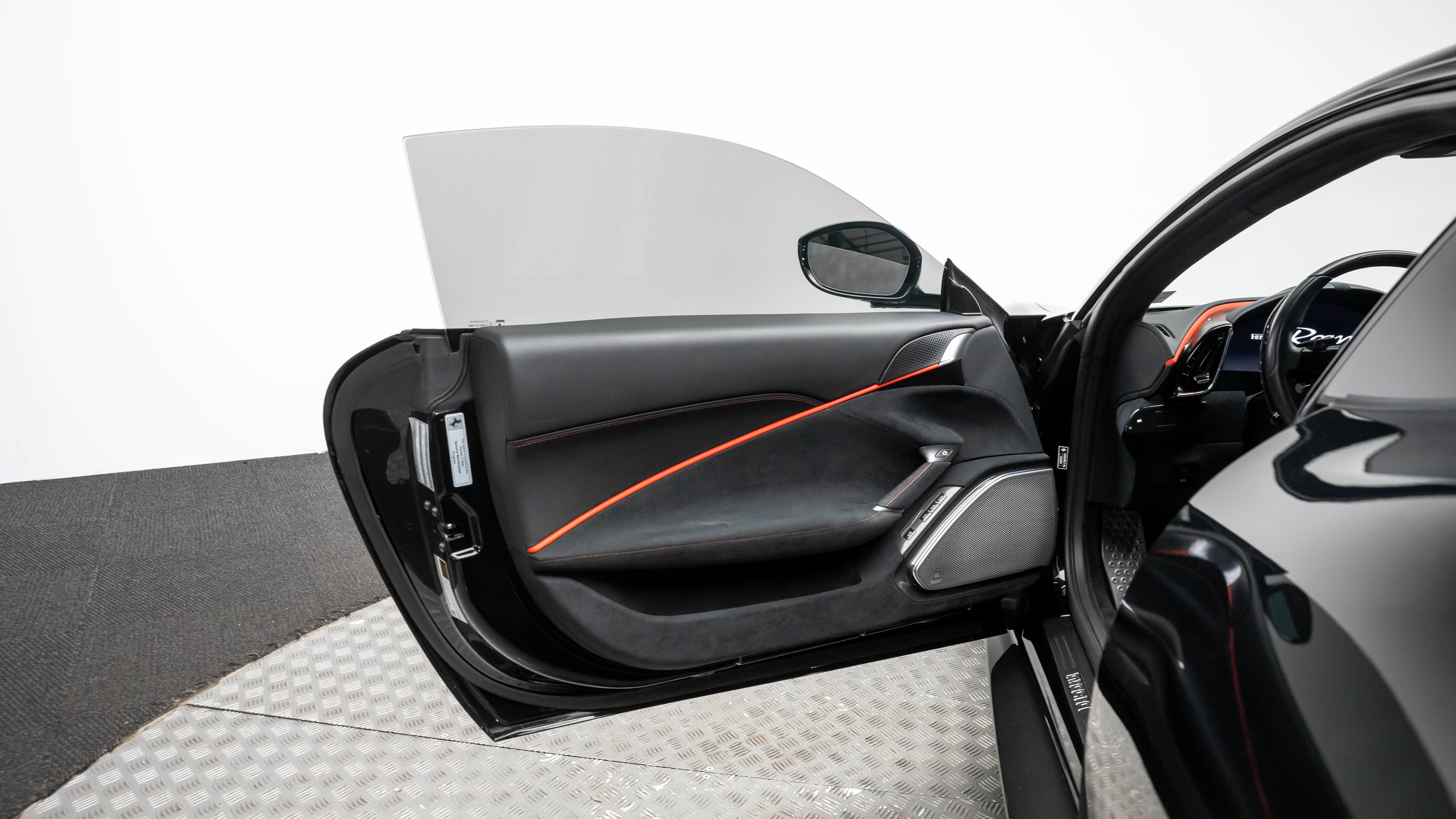 Used 2021 Ferrari Roma RWD image 12