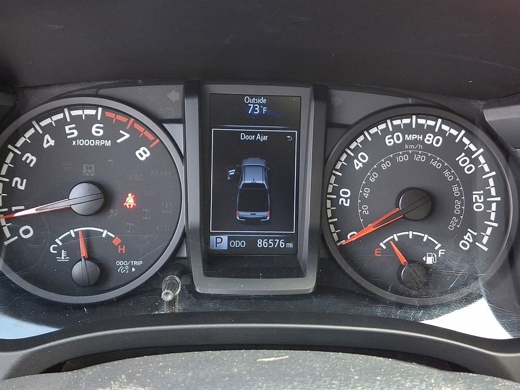 Used 2020 Toyota Tacoma SR image 20