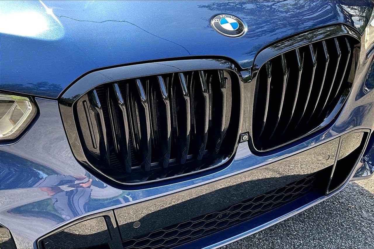 Used 2022 BMW X5 sDrive40i w/ M Sport Package RWD image 34