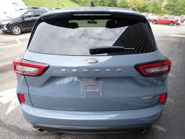 Used 2024 Ford Escape ST-Line w/ Tech Pack #1 AWD/4WD image 6