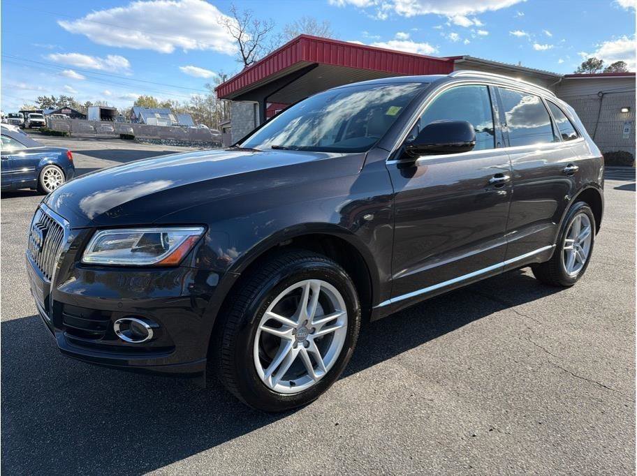 Used 2016 Audi Q5 2.0T Premium Plus w/ Technology Package image 3
