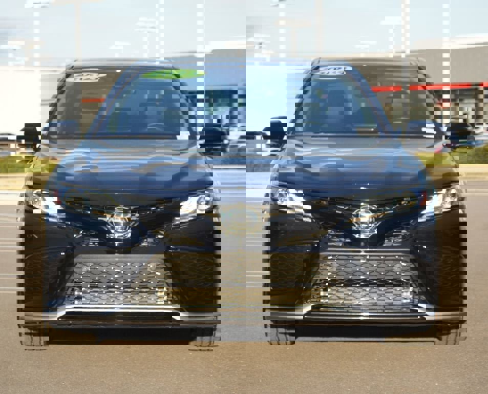 Used 2023 Toyota Camry XSE image 25