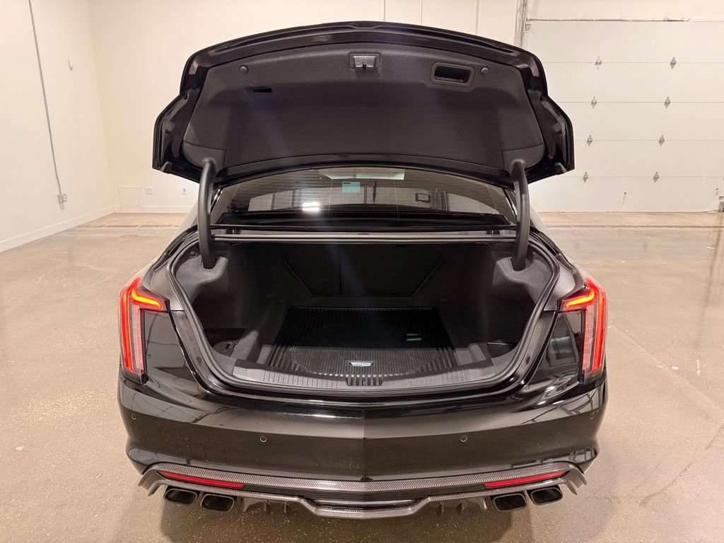 Used 2025 Cadillac CT5 V Blackwing w/ Carbon Fiber 2 Package RWD image 9