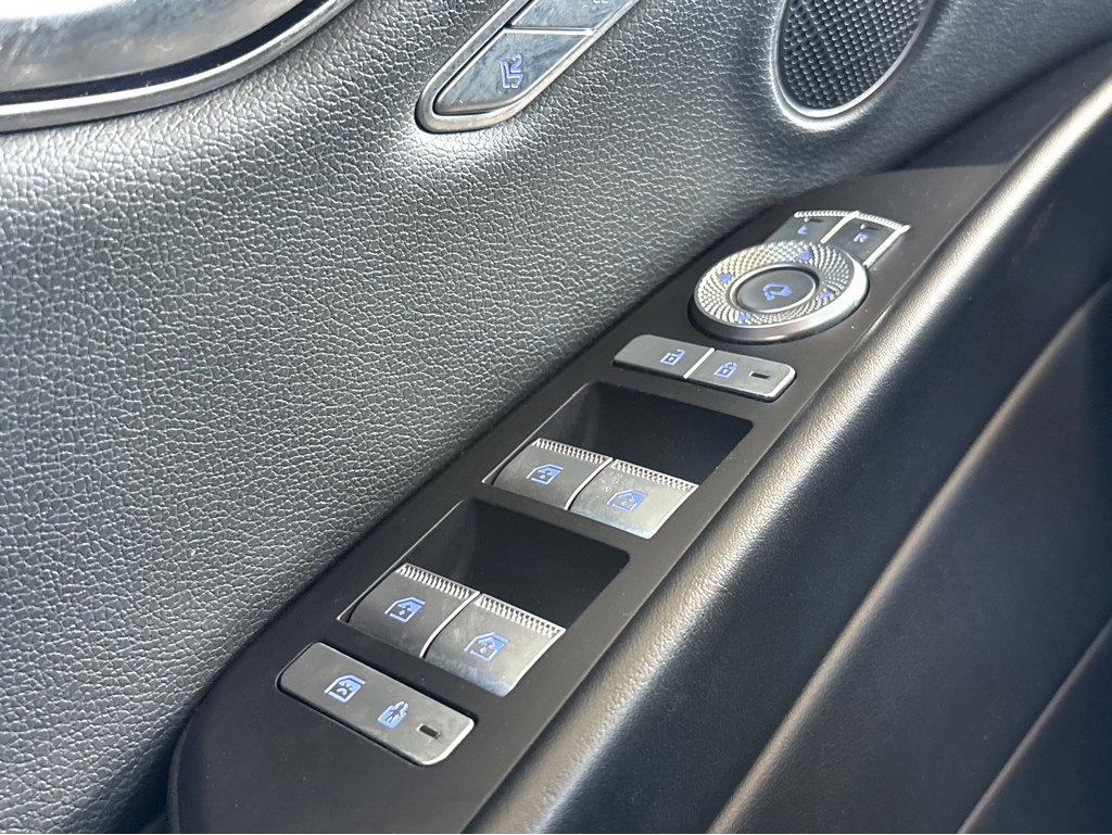 Used 2023 Genesis G80 2.5T image 18