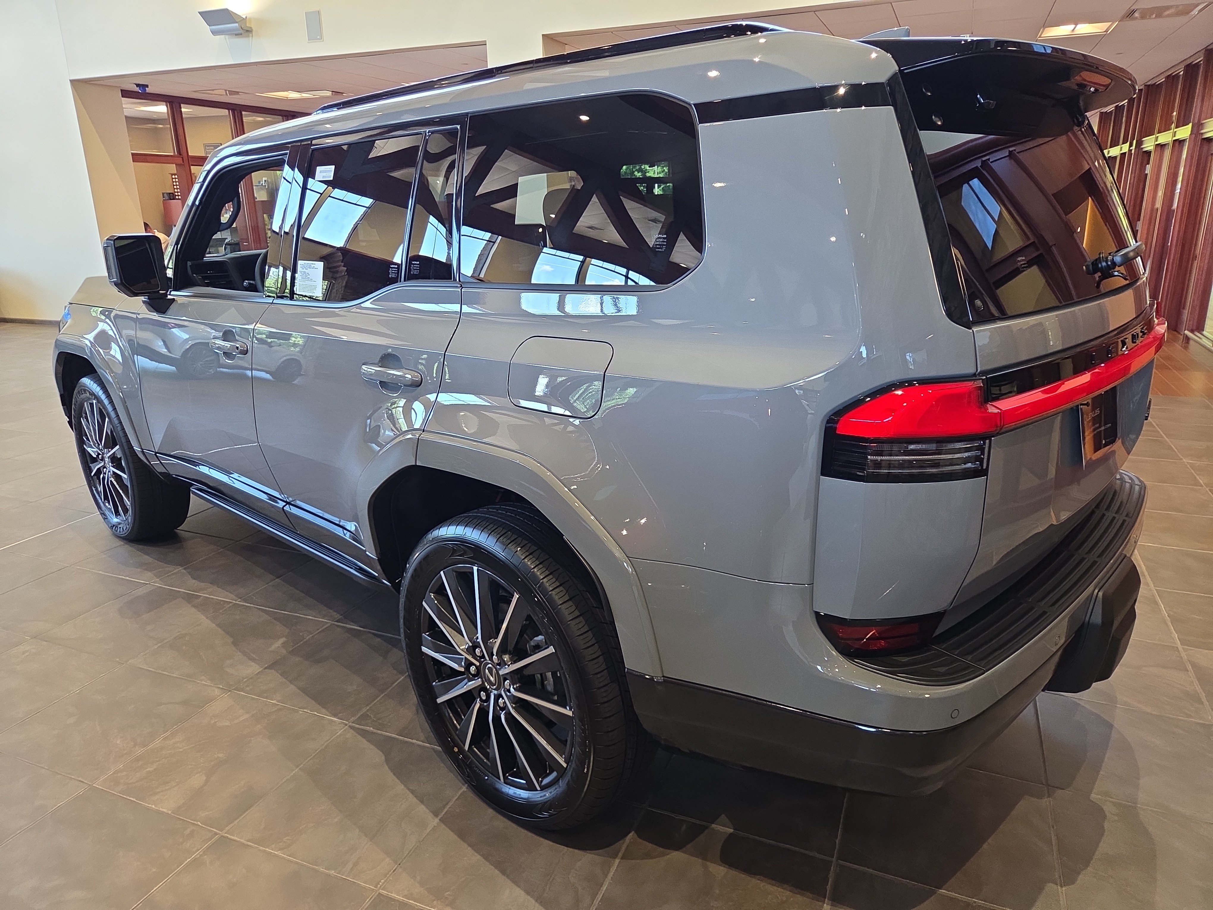 New 2026 Lexus GX 550 AWD/4WD image 4