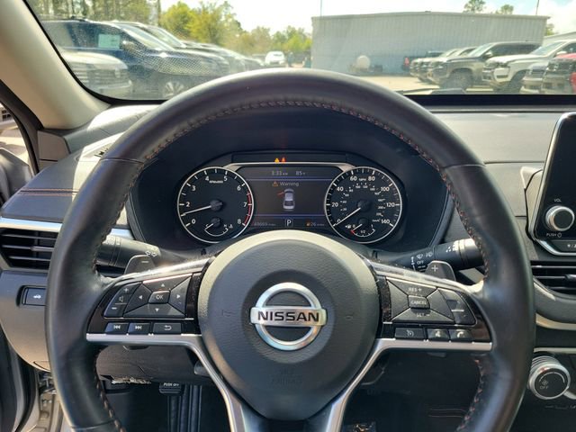 Used 2019 Nissan Altima 2.5 SR w/ SR Premium Package image 16