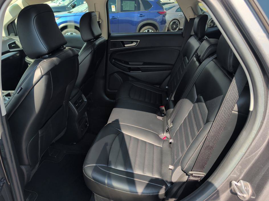 Used 2023 Ford Edge SEL w/ Convenience Package AWD/4WD image 9