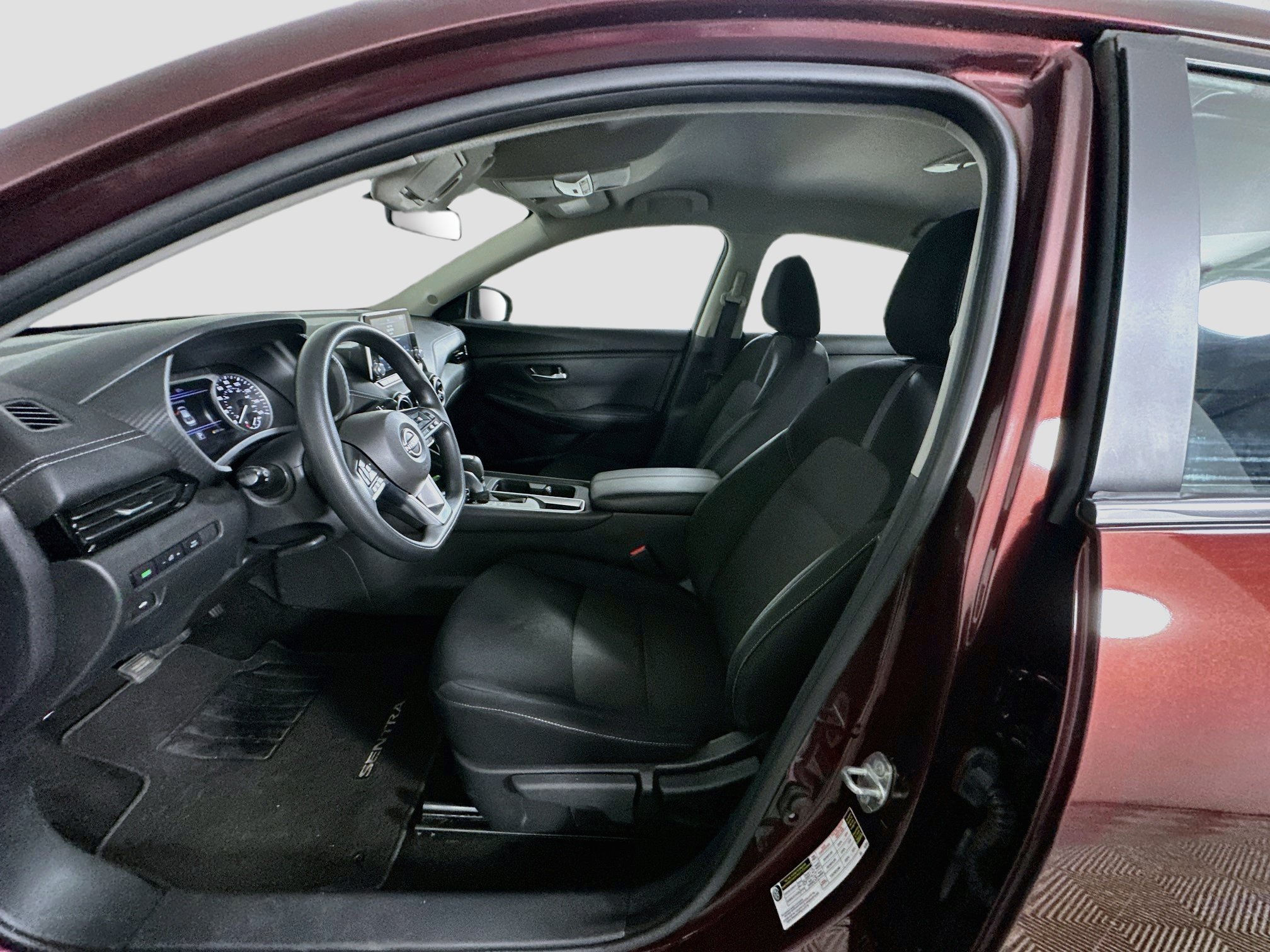 Used 2025 Nissan Sentra SV FWD image 13