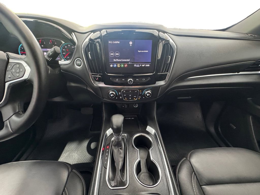 Used 2023 Chevrolet Traverse LT w/ LT Premium Package image 12