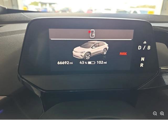 Used 2021 Volkswagen ID.4 Pro image 4
