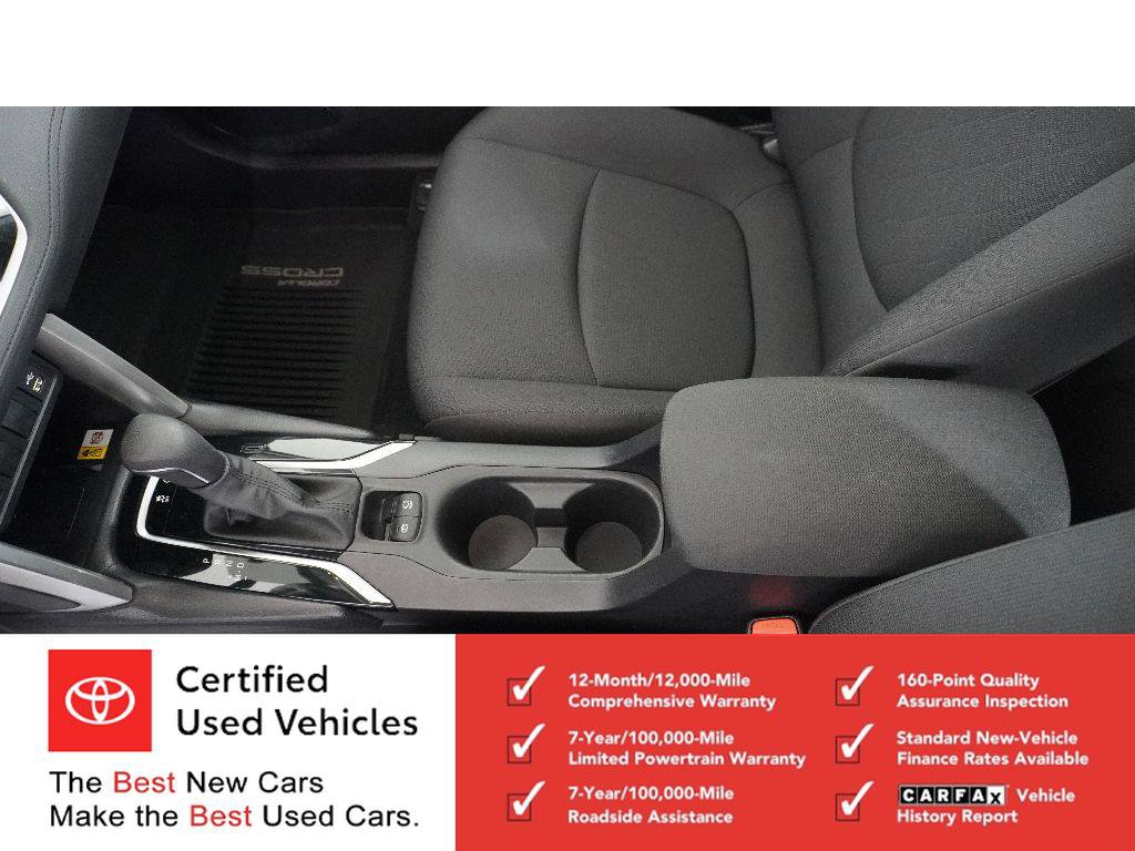 Certified 2022 Toyota Corolla Cross LE w/ Moonroof Package FWD image 25