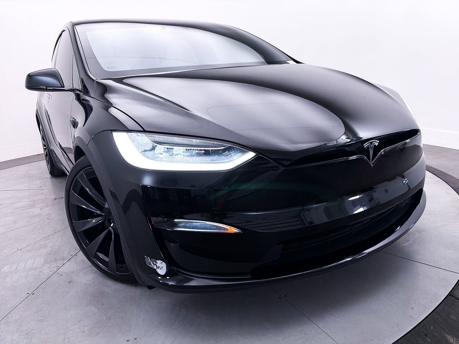 Used 2022 Tesla Model X Plaid AWD/4WD image 7