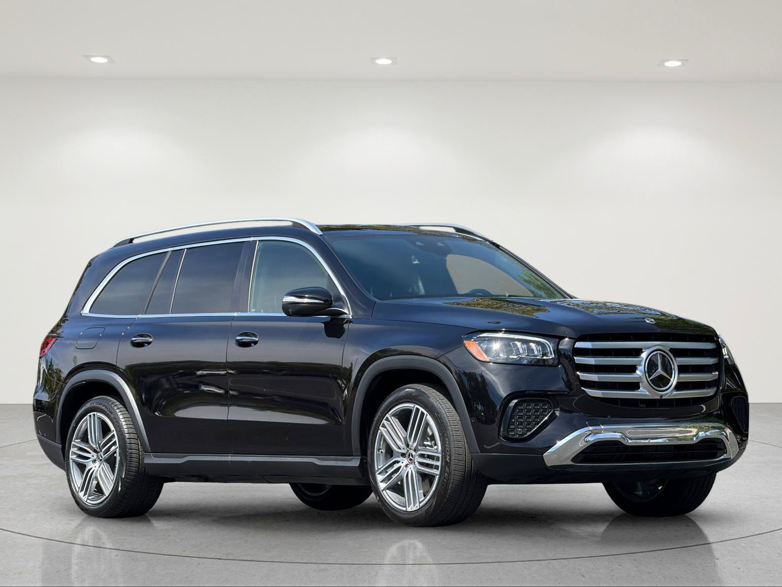 Certified 2024 Mercedes-Benz GLS 450 4MATIC image 7