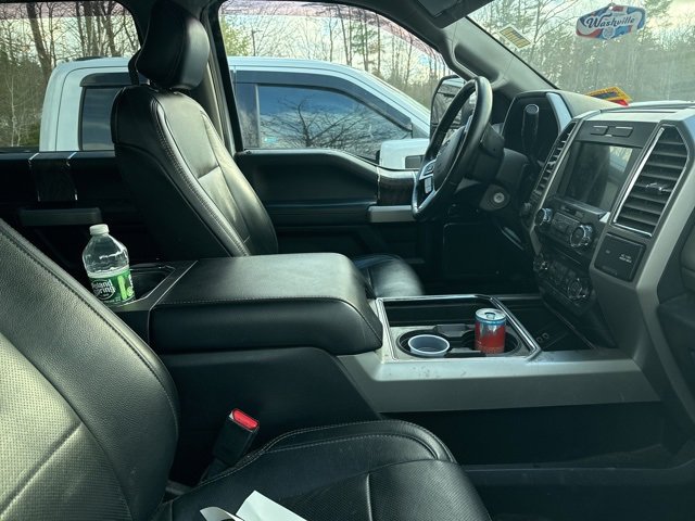 Used 2017 Ford F250 Lariat w/ Chrome Package image 5