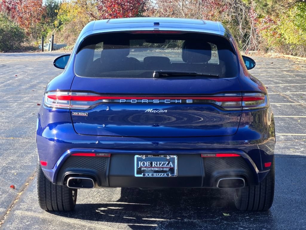 Certified 2024 Porsche Macan image 6