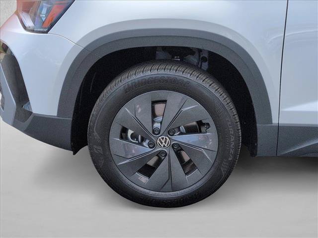 New 2026 Volkswagen Taos S FWD image 10