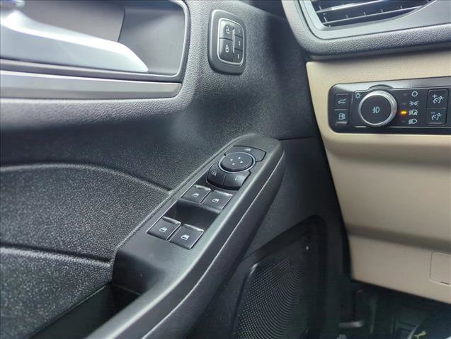 Certified 2022 Ford Escape Titanium image 25