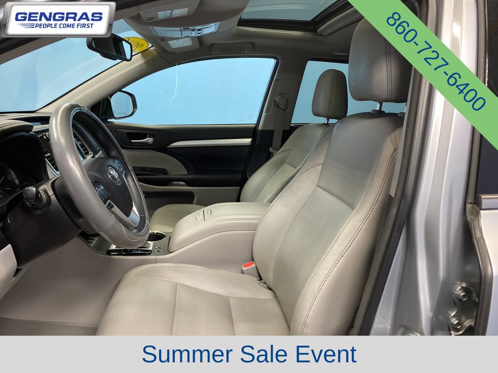 Used 2016 Toyota Highlander XLE w/ Protection Package #3 AWD/4WD image 10
