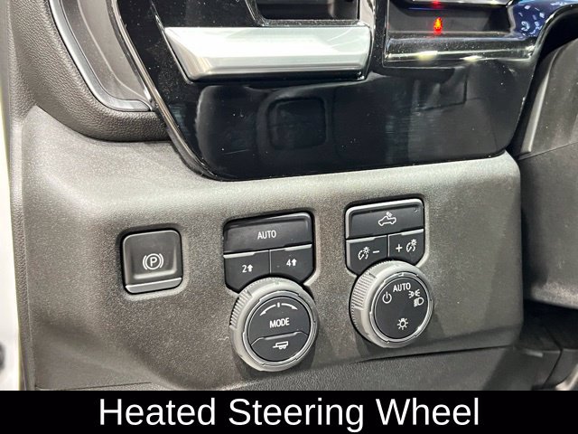 Used 2022 Chevrolet Silverado 1500 LT AWD/4WD image 17