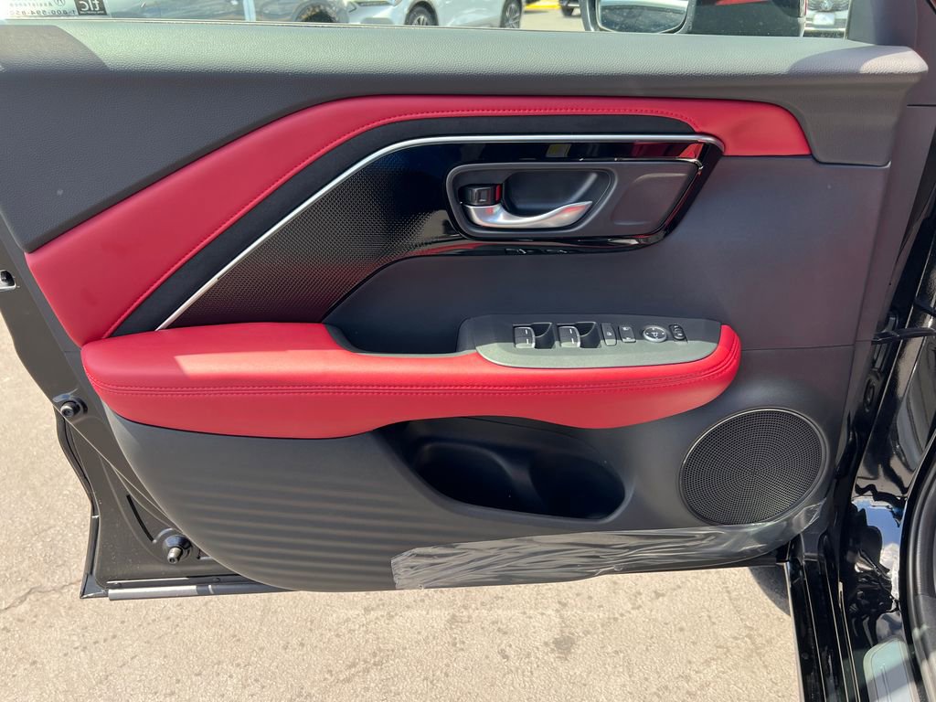 Certified 2025 Acura ADX A-Spec image 11