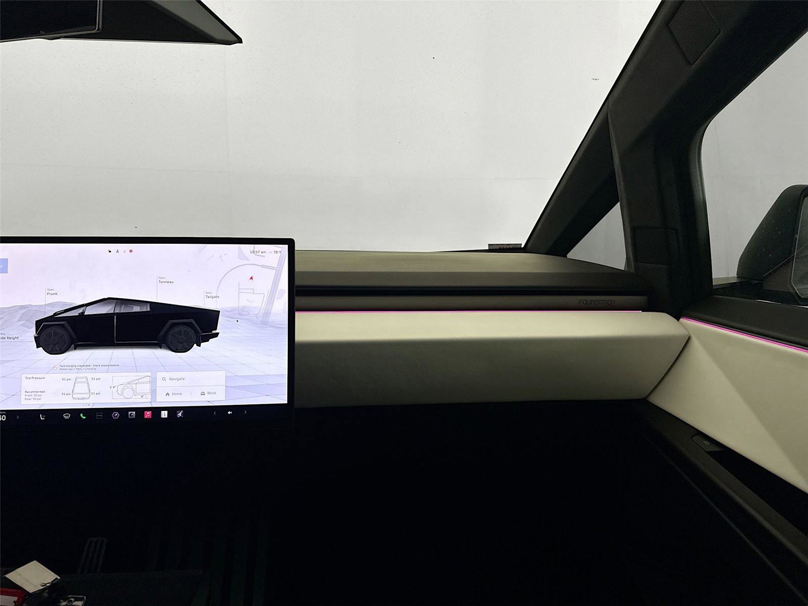 Used 2024 Tesla Cybertruck AWD Crew Cab image 18