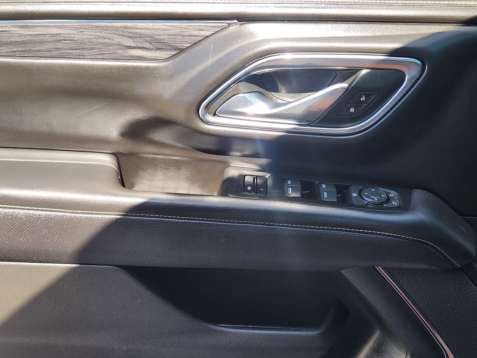 Certified 2023 GMC Yukon SLT RWD image 26