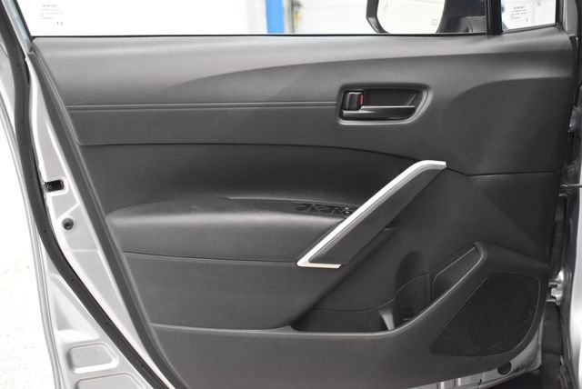 Used 2024 Toyota Corolla Cross LE AWD/4WD image 20