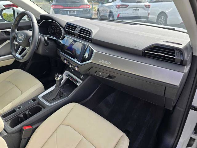 Certified 2024 Audi Q3 2.0T Premium w/ Convenience Package AWD/4WD image 10