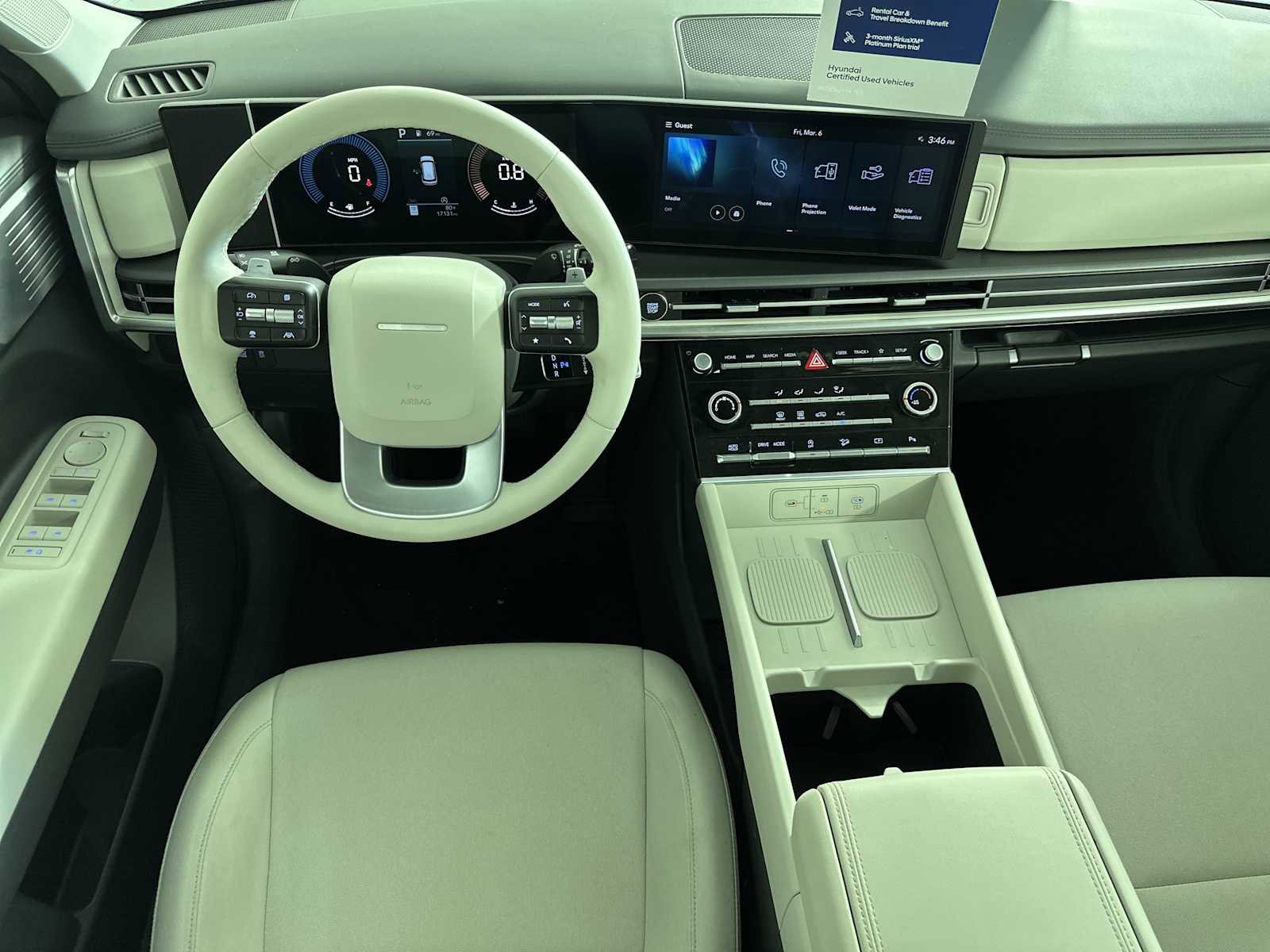 Certified 2025 Hyundai Santa Fe SE image 12