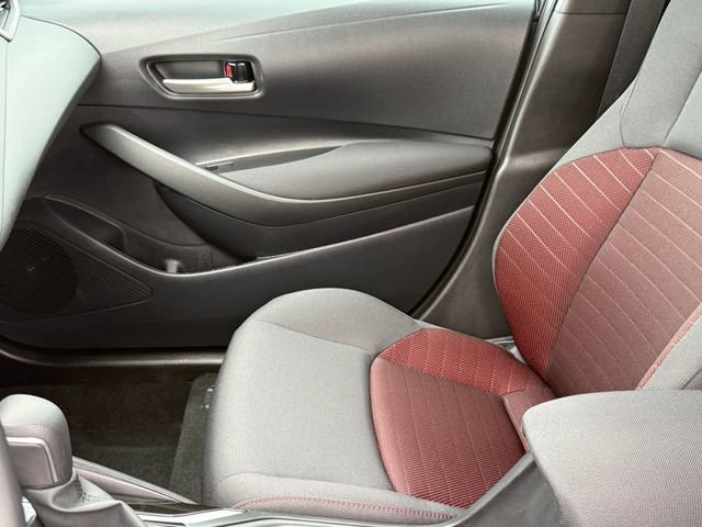 Used 2026 Toyota Corolla SE FWD image 10