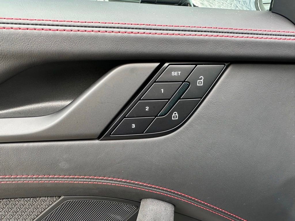 Certified 2026 Porsche 911 Carrera 4 GTS AWD/4WD image 22