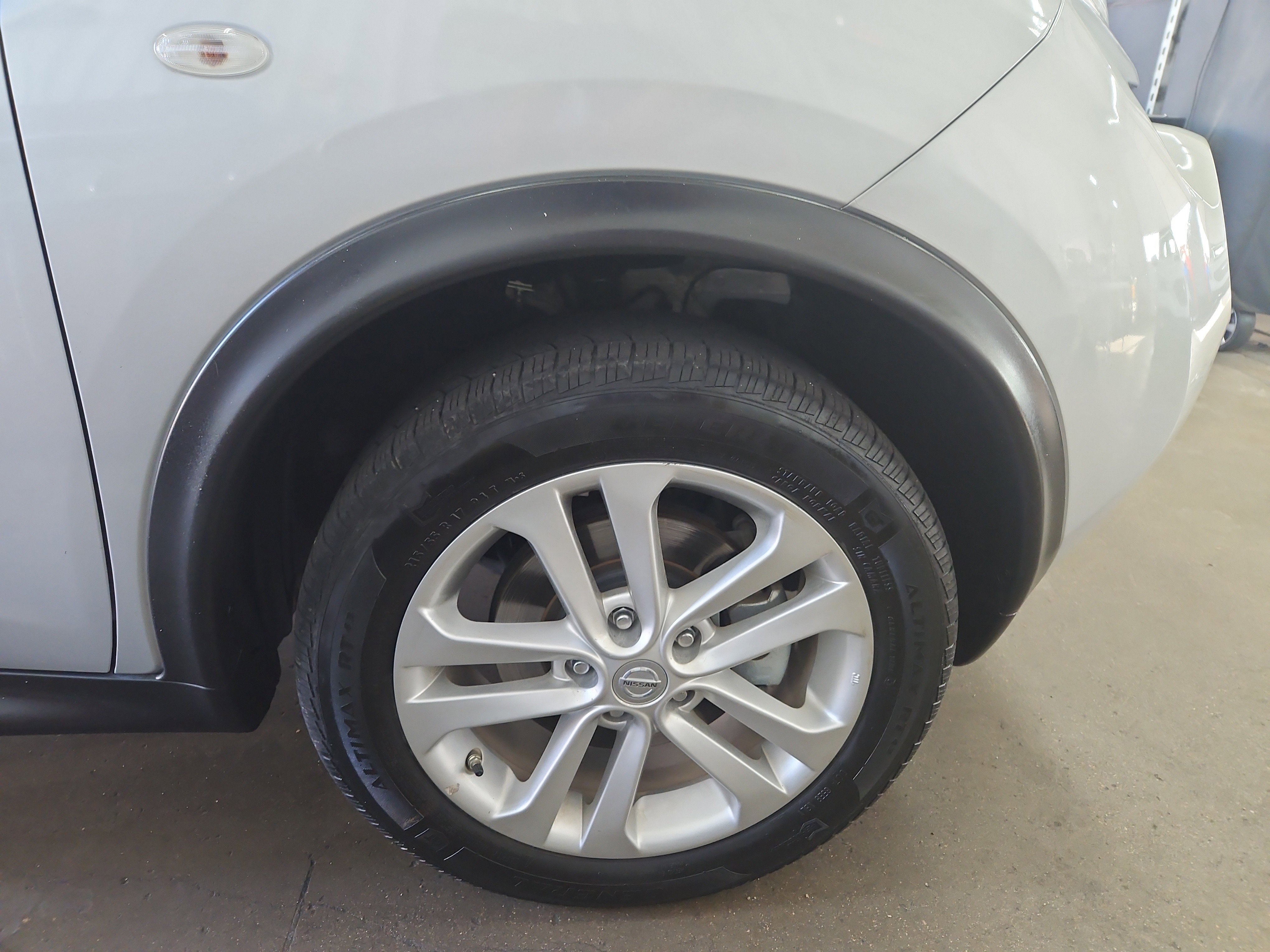 Used 2013 Nissan Juke SL image 20